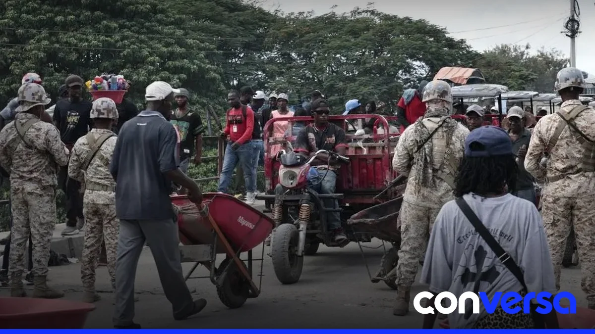 Trabajadores haitianos cruzan la frontera para labores en Dajabón.