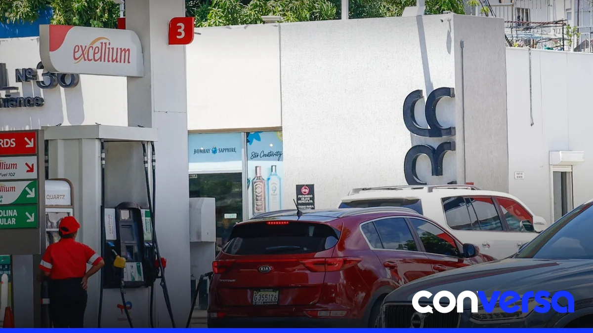 Ministro de Hacienda y Economía, Magín Díaz, durante su intervención en la misa por el aniversario del Banco Central de la República Dominicana.