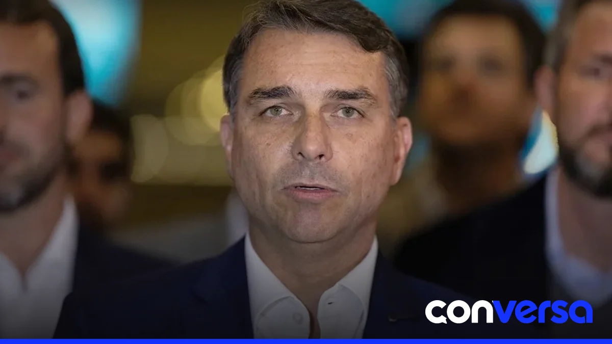 Flávio Bolsonaro en una protesta política en São Paulo.