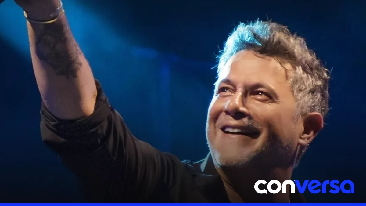 Alejandro Sanz y Vanessa Martín en el Foro GNP de la Ciudad de México durante su gira musical.