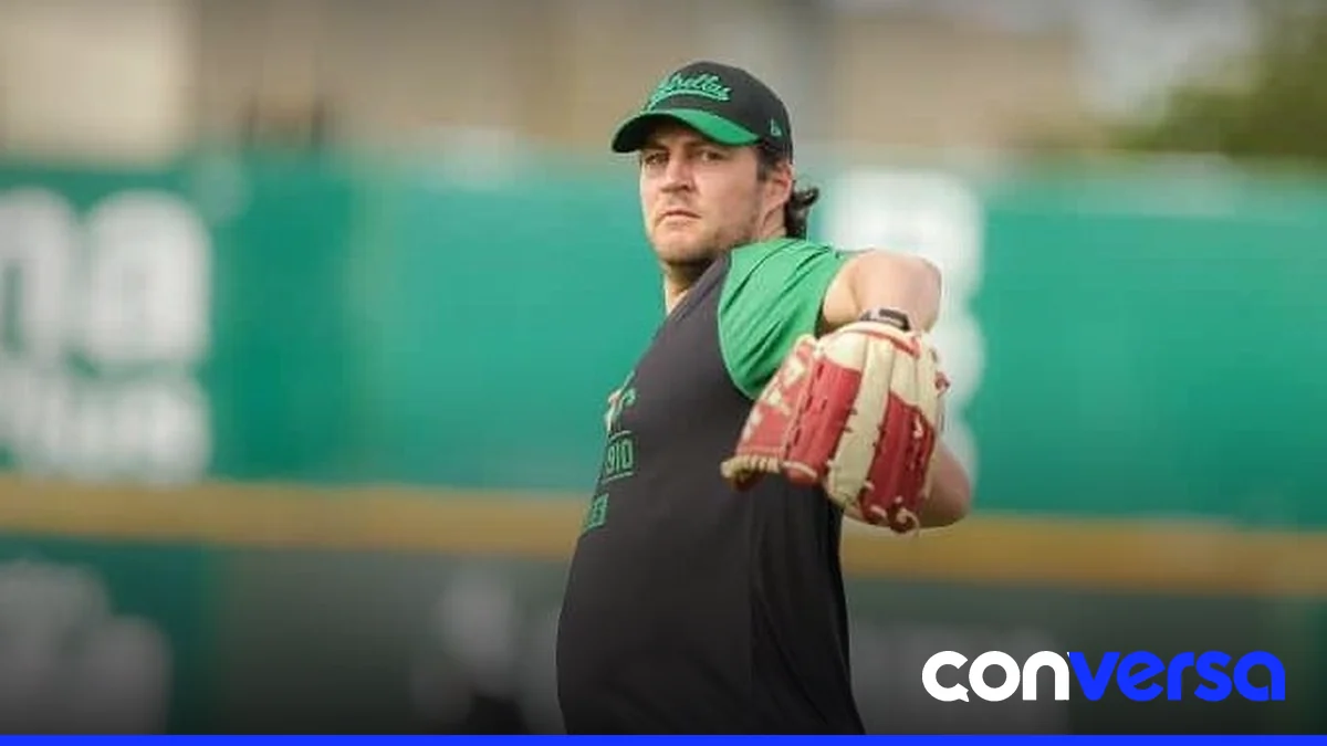 Trevor Bauer en una práctica con el equipo de las Estrellas de la Lidom.