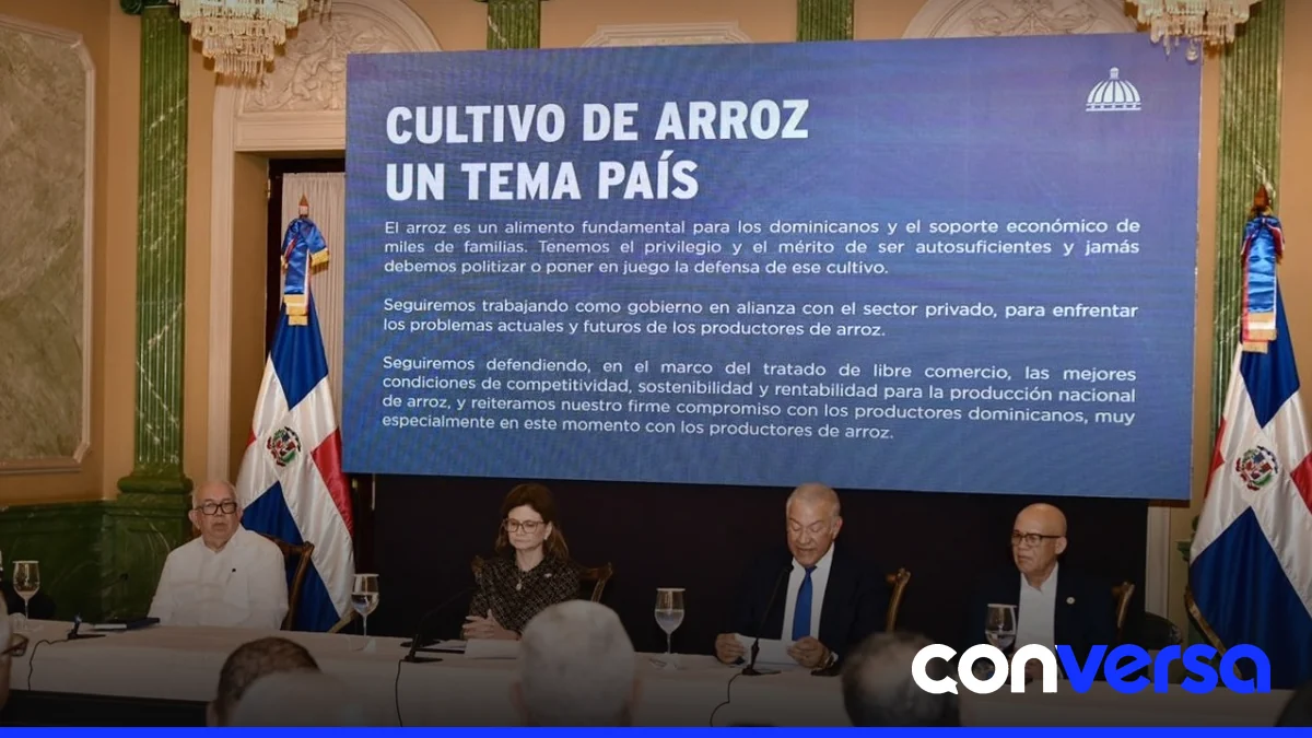 Imagen de la rueda de prensa en el Palacio Nacional donde participaron autoridades del sector agrícola.