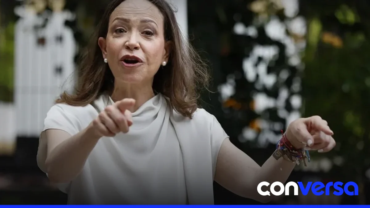 María Corina Machado en una entrevista en Bogotá, donde habló sobre la relación entre Venezuela y Colombia.