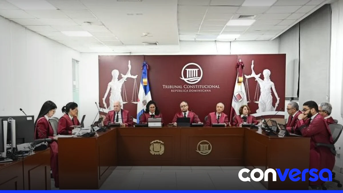 Fiscal Smaily Rodríguez comparece ante el Tribunal Constitucional durante una audiencia.