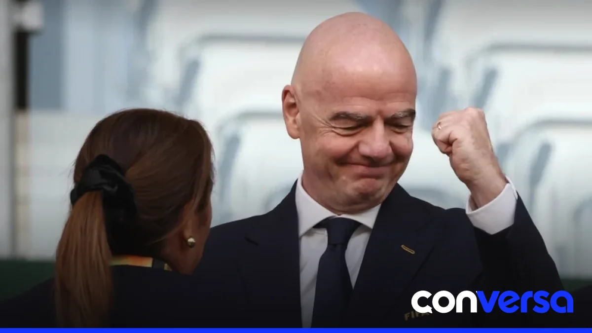 Imagen de la FIFA en acción durante un evento internacional.