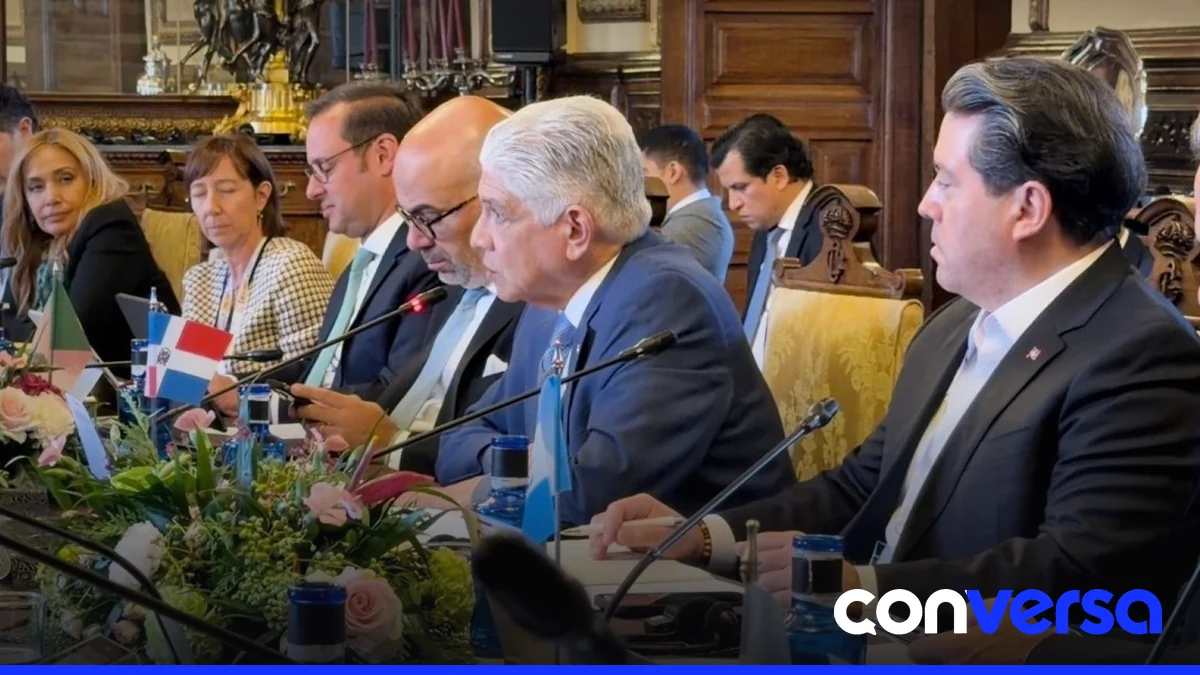 Ministro Eduardo Estrella durante la IX Conferencia Iberoamericana de Ministras y Ministros de Transporte e Infraestructuras.