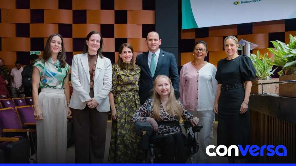 Participantes del evento Gente Caribe Sin Barreras 2026 en el Centro Olímpico.
