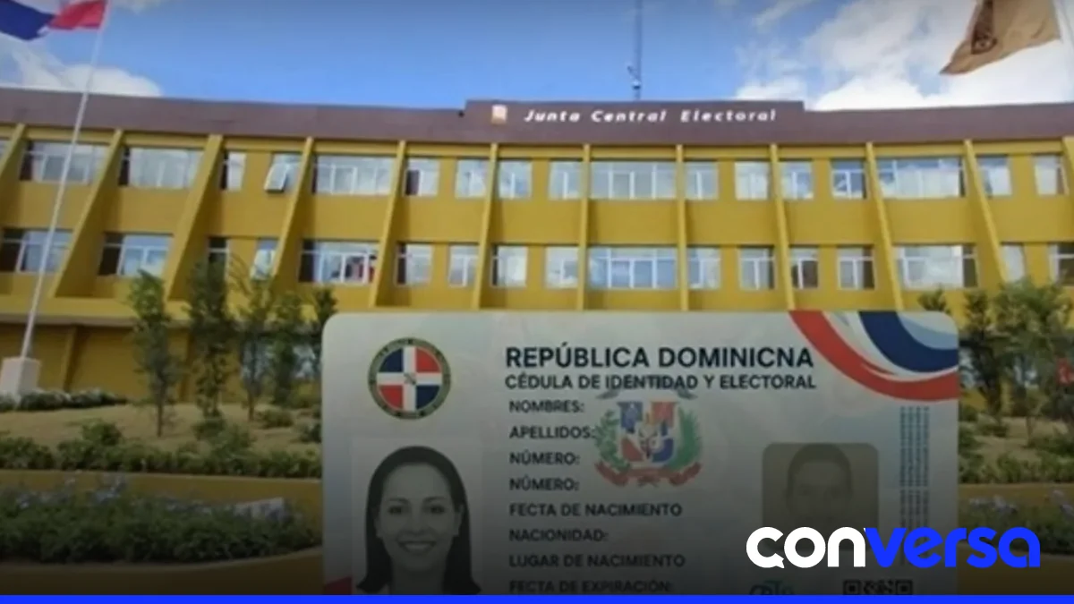Centro de cedulación en el Ensanche Luperón.