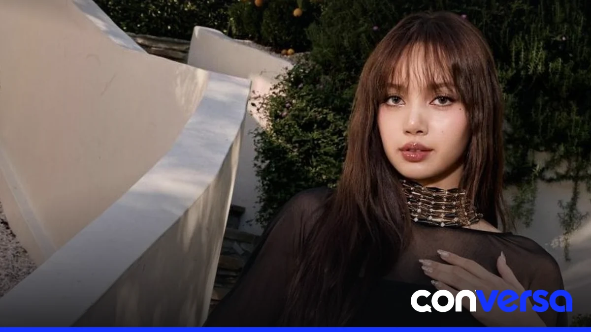 Lisa de BLACKPINK en una grabación de su videoclip 'Tarantino'.