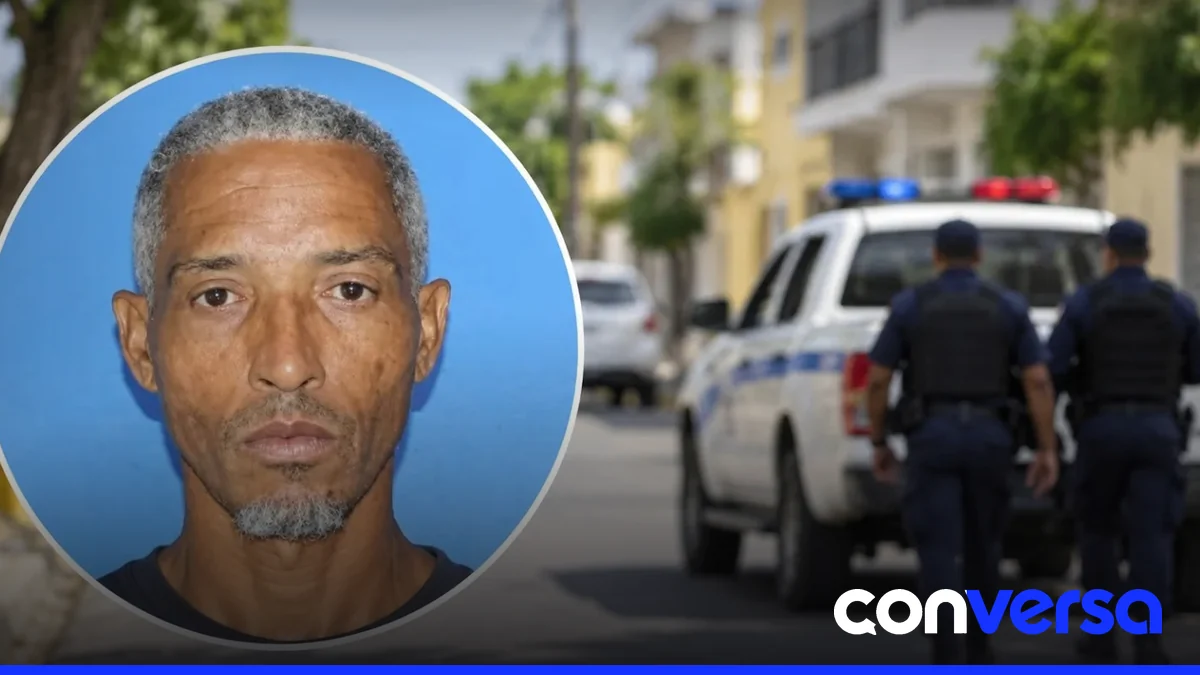 Agentes del Dicrim en el sector Los Pomos, municipio de Cotuí.