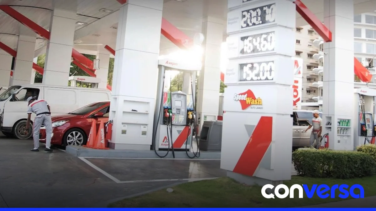 Imagen que muestra el precio de los combustibles en una estación de servicio.