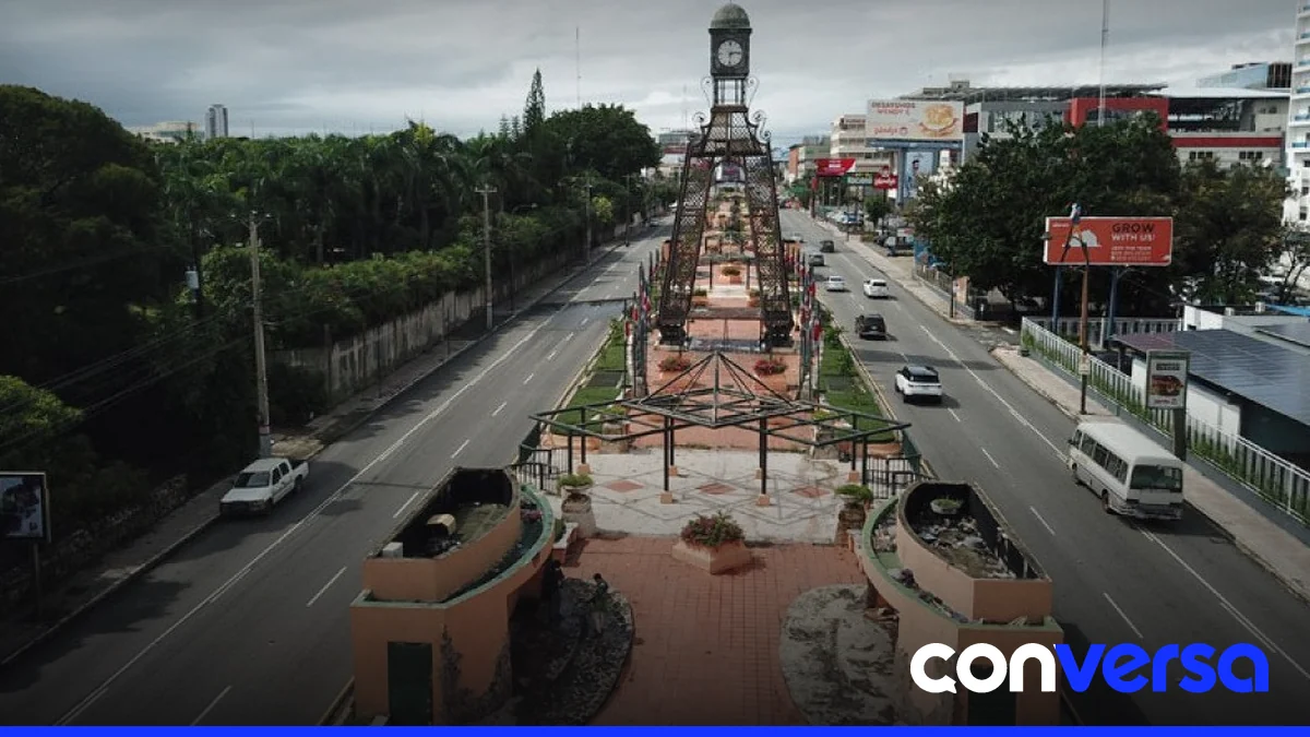 Imagen del Bulevar de la 27 de Febrero en Santo Domingo.