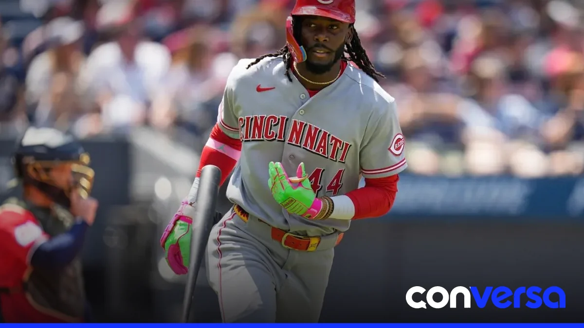Elly de la Cruz, jugador dominicano de las Grandes Ligas, es señalado como posible fichaje de los Yankees y Dodgers.