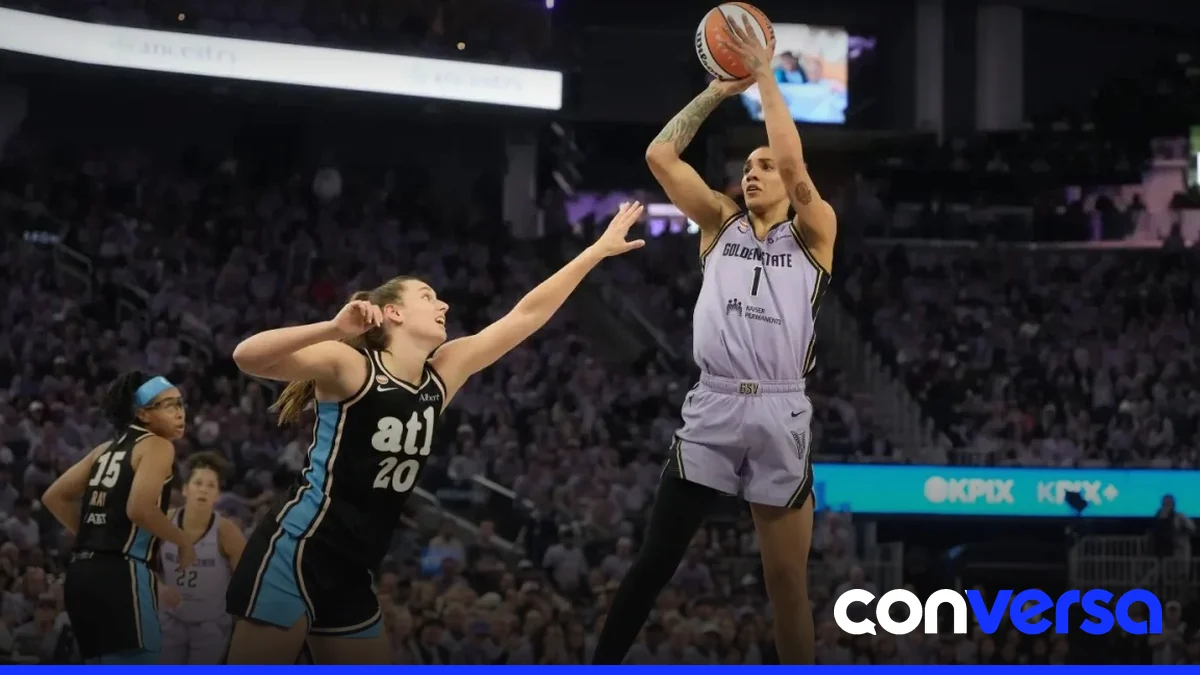 Fanáticos de las Valkyries celebran la victoria en el Chase Center.