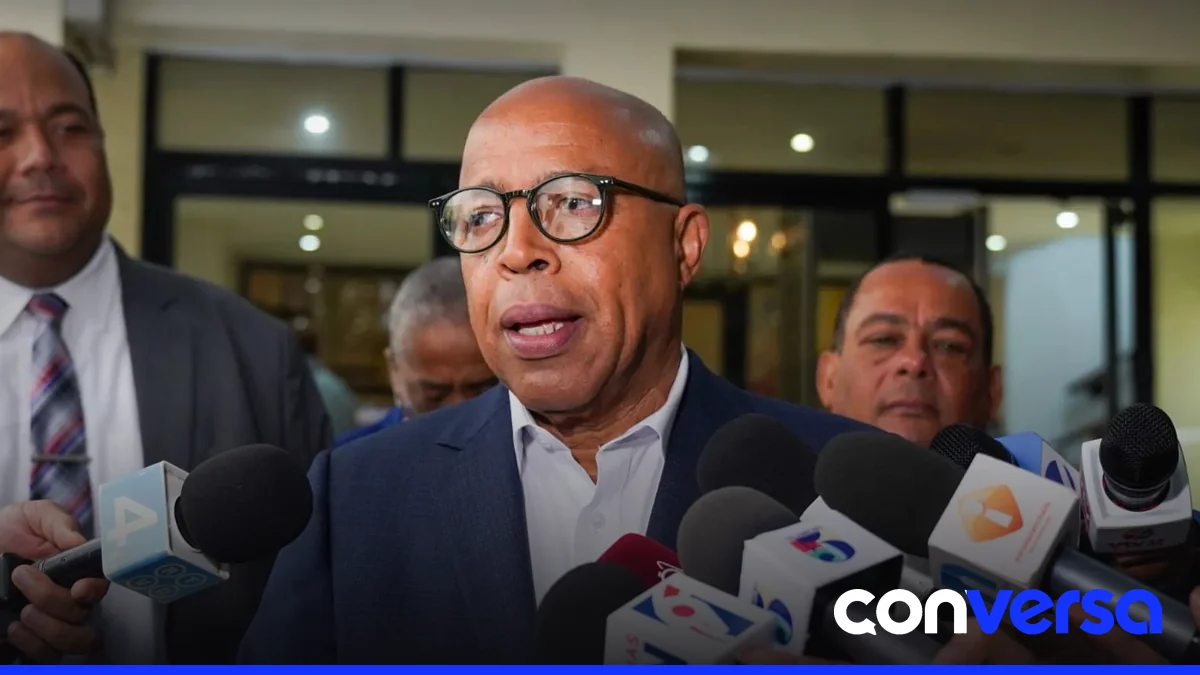 Foto del presidente de la Cámara de Diputados, Alfredo Pacheco, en sesión parlamentaria.