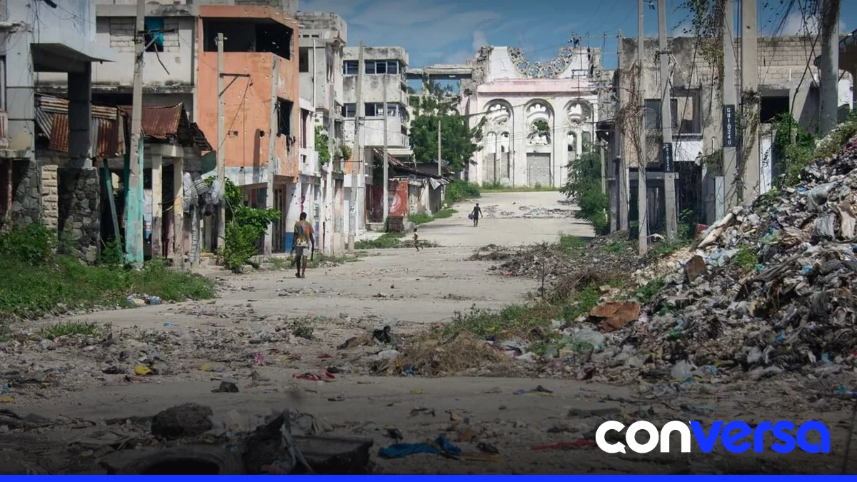 Soldados salvadoreños en Puerto Príncipe durante la operación militar en Haití.