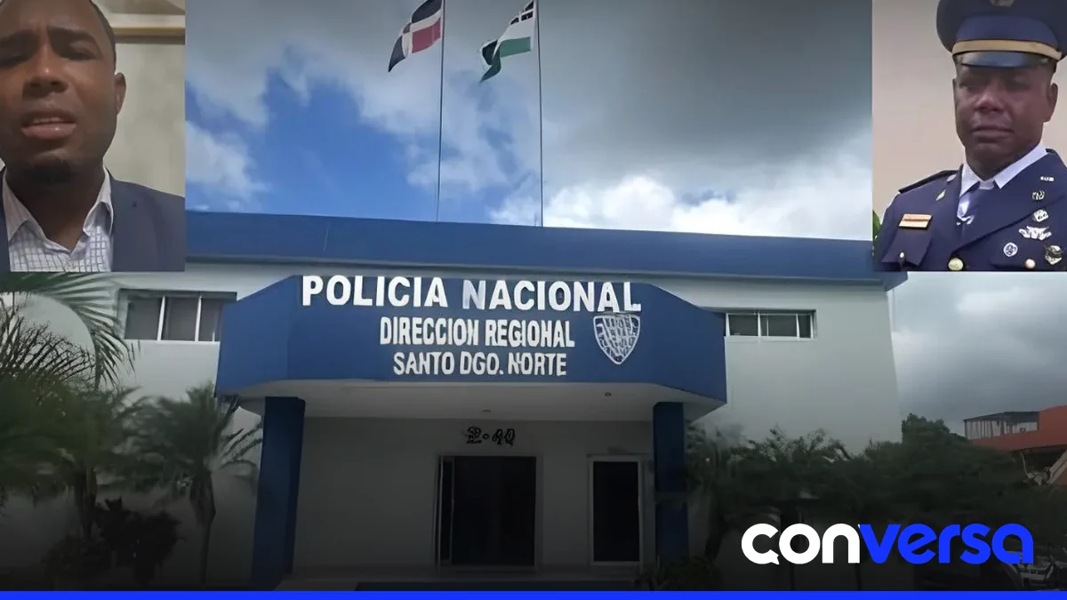 Periodista en una gomera de la calle Enma Balaguer, Santo Domingo Norte.
