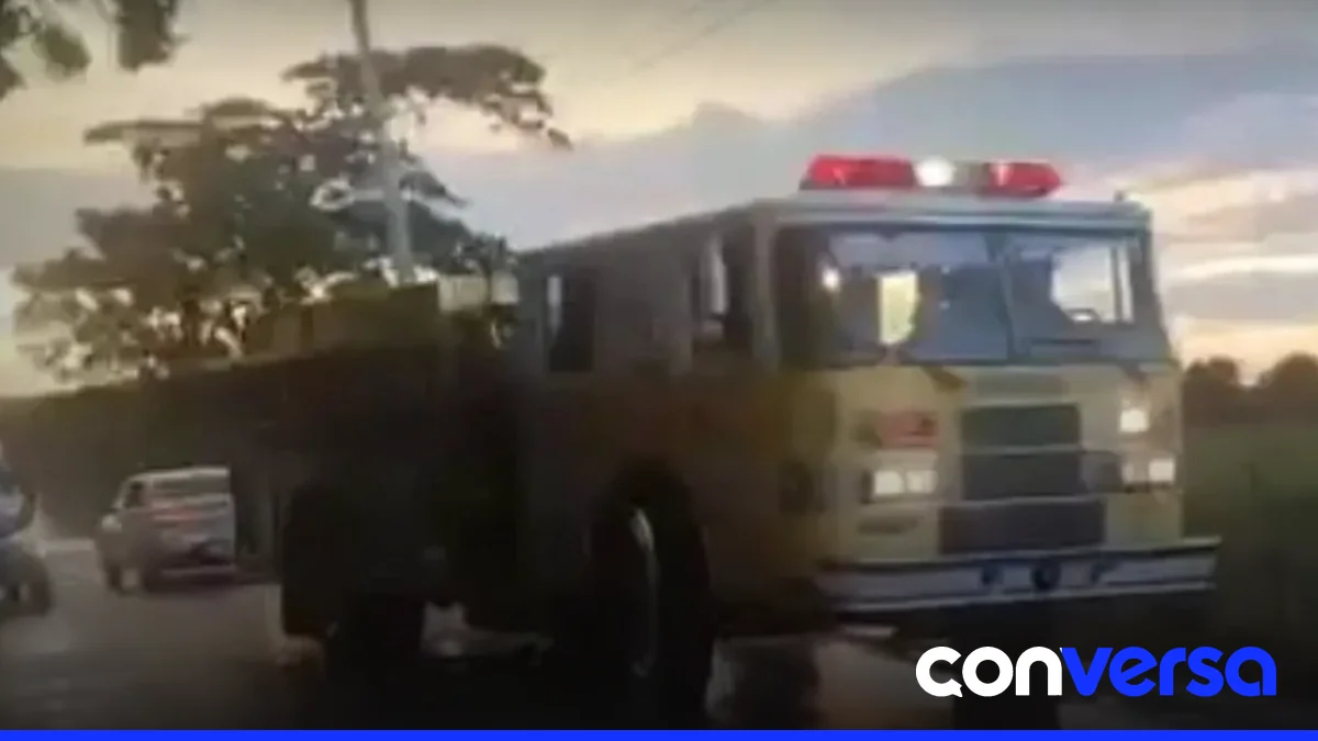 Imagen de una yipeta en la carretera principal de Castañuelas, Montecristi.