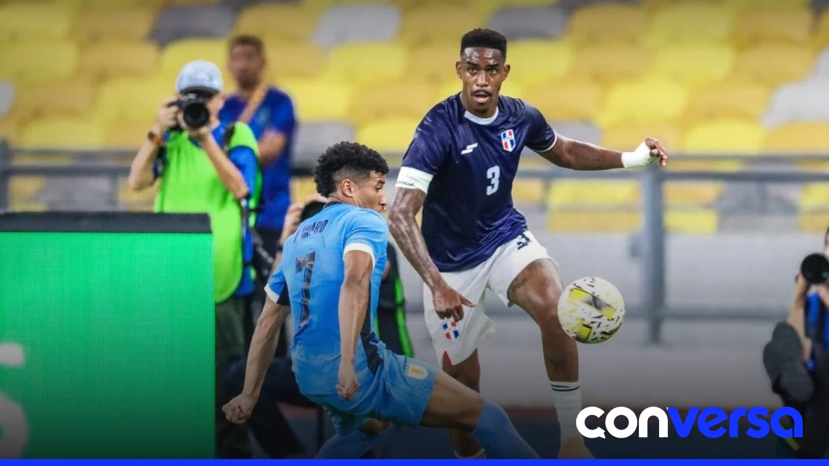Selecciones de fútbol de Uruguay y República Dominicana en un amistoso previo.