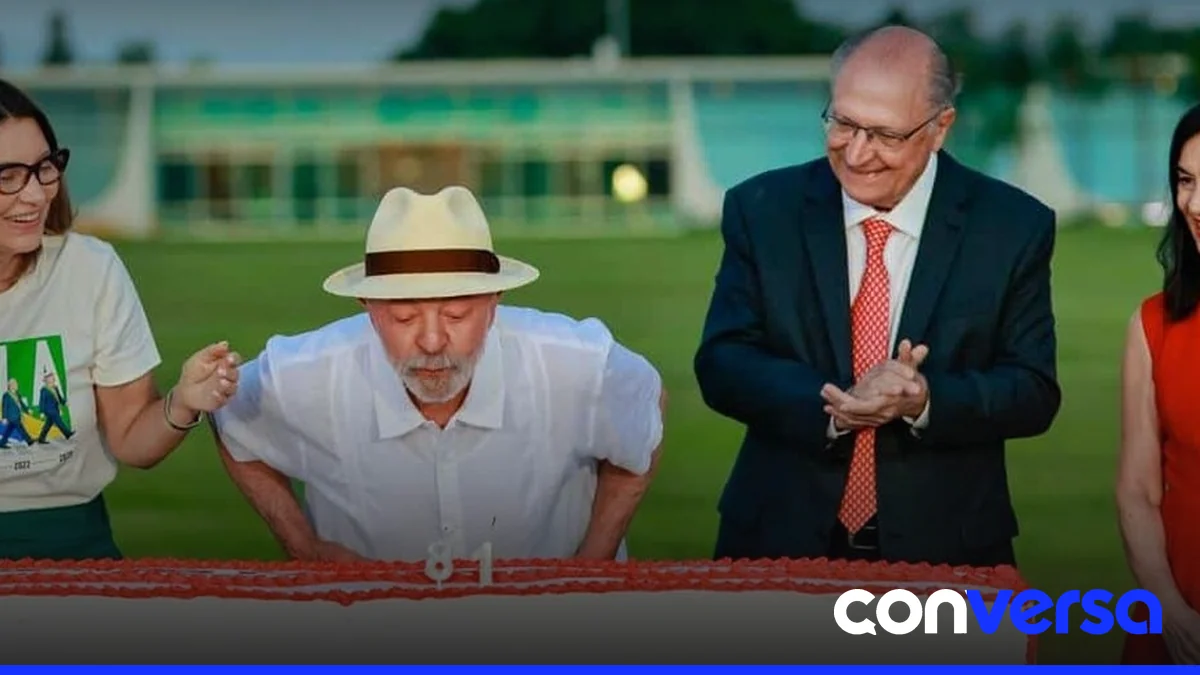 Lula da Silva celebró su cumpleaños en Brasilia con la presencia de seguidores y familiares.
