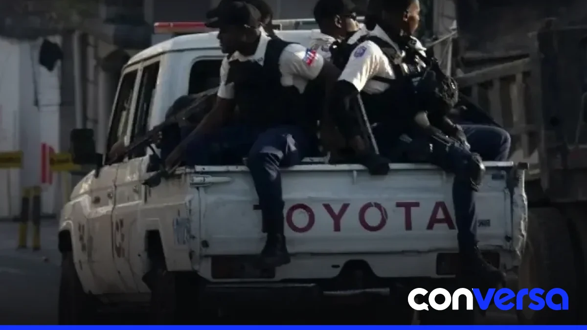 Fuerza de Supresión de Pandillas en acción en Puerto Príncipe.