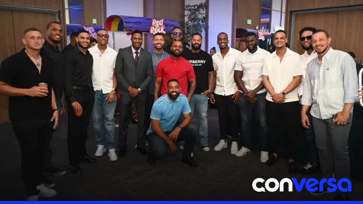 Los Tigres del Licey presentaron el Premio Manny Mota durante el lanzamiento de su temporada 2026-27.