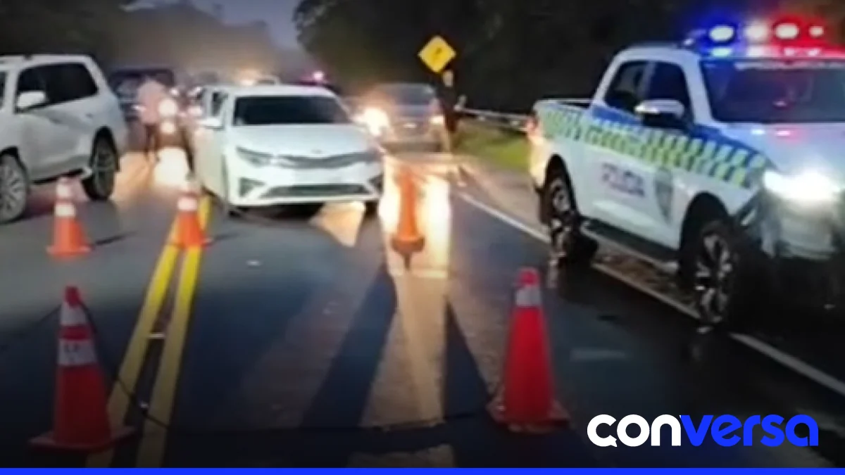Vista del tramo de la Autovía del Nordeste afectado por el desbordamiento de los ríos Yabacao y Caño Marrucho.