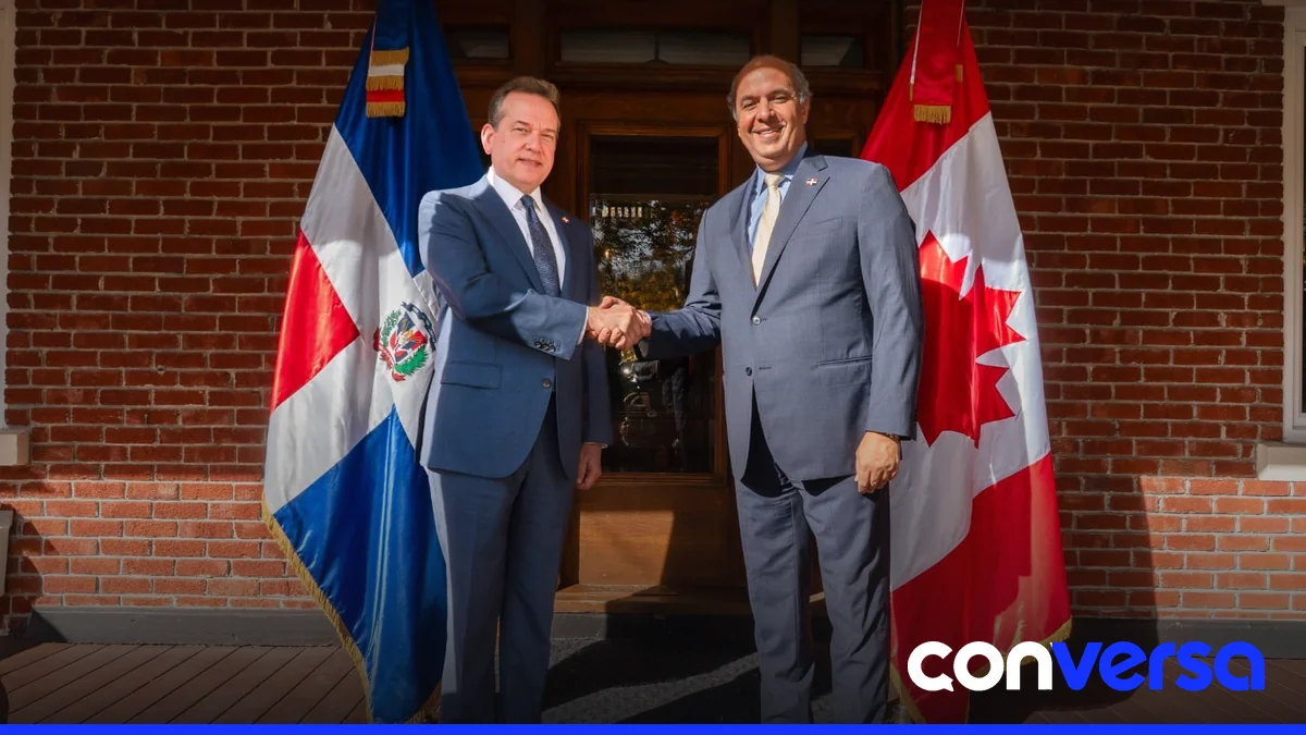 Canciller Víctor Ito Bisonó llega a Ottawa para iniciar su visita oficial a Canadá.