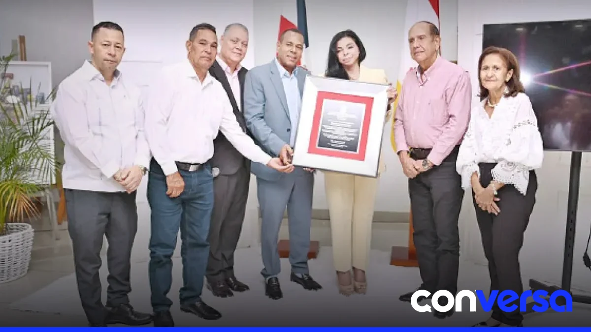 Foto de la conferencia pronunciada por la procuradora general de la República, Yeni Berenice Reynoso.