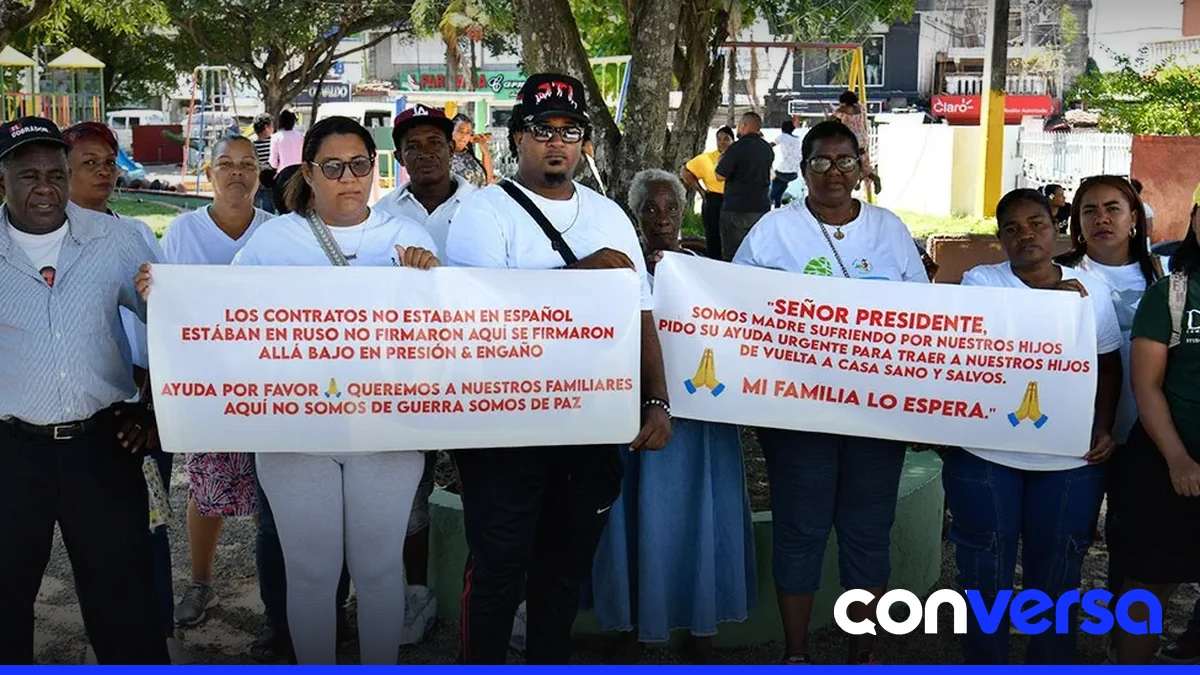 Familiares de jóvenes reclutados en la guerra Rusia-Ucrania exigen intervención del gobierno para rescatar a sus hijos.