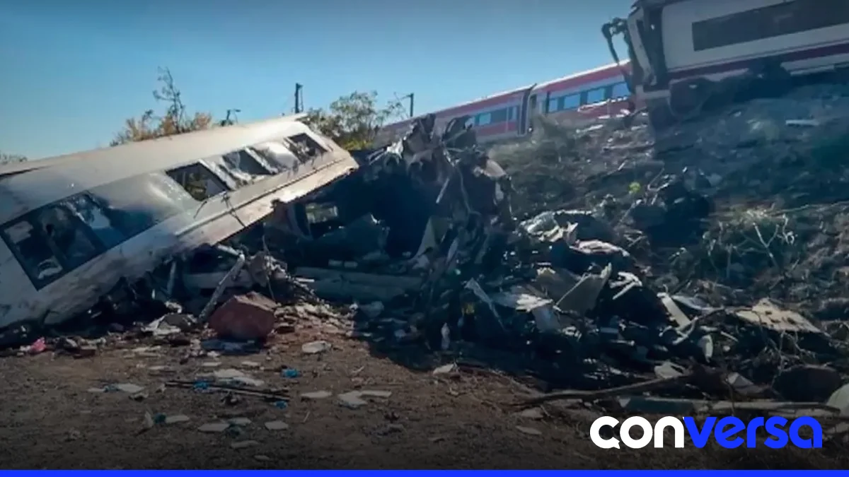 Imagen de un convoy de trenes en la zona del accidente en Toledo.