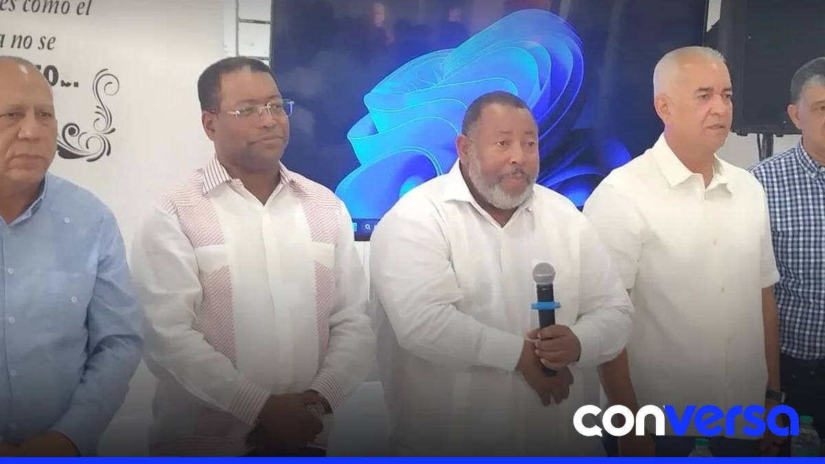 Colmados en Los Alcarrizos, representando el comercio minorista del país.