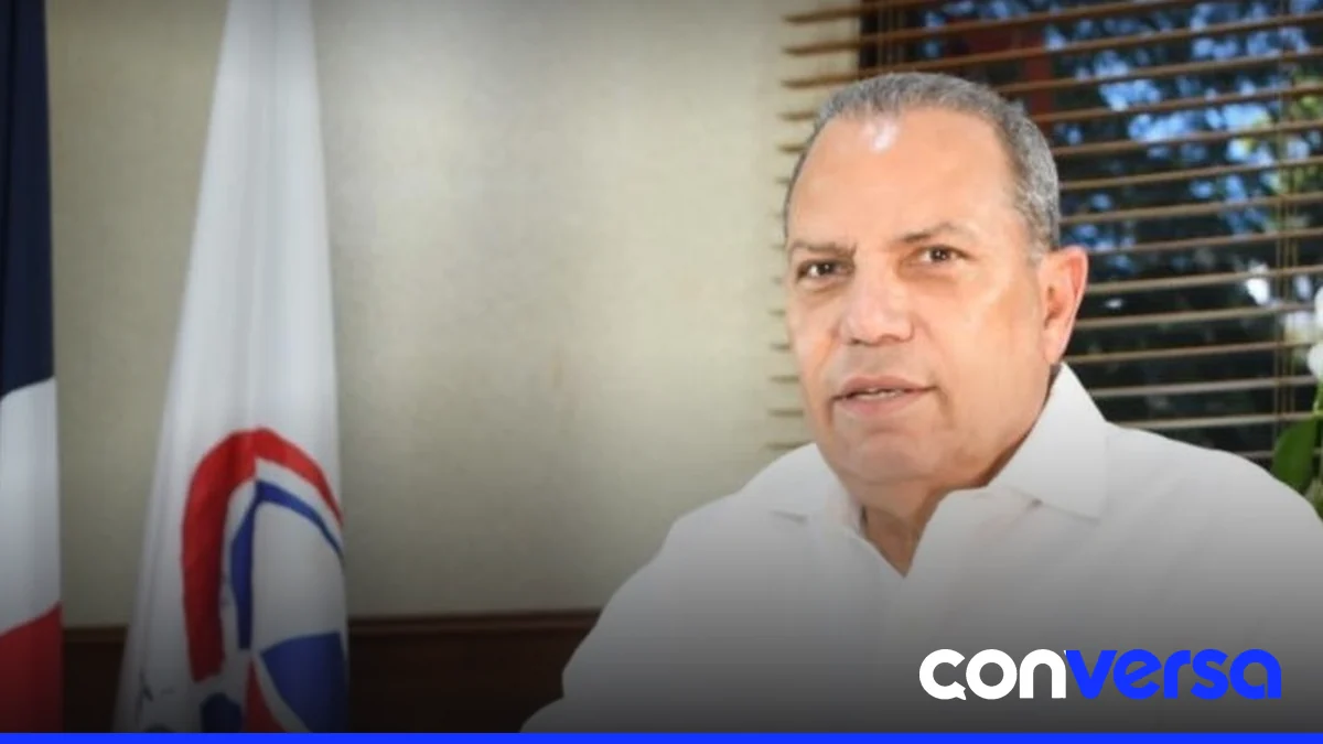 Representantes de la Federación Dominicana de Softbol Aficionado (FEDOSA) participan en la inauguración de la Academia de Pitchers y Catchers.