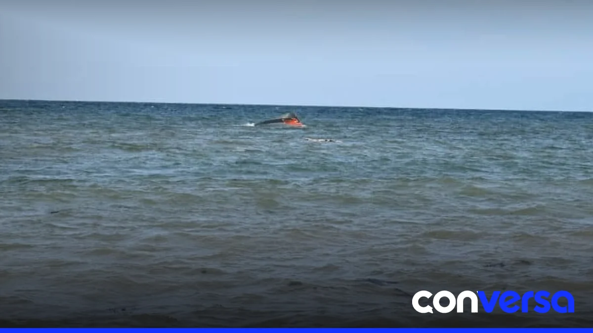 Migrantes en embarcación que se hundió frente a las costas de Yibuti.