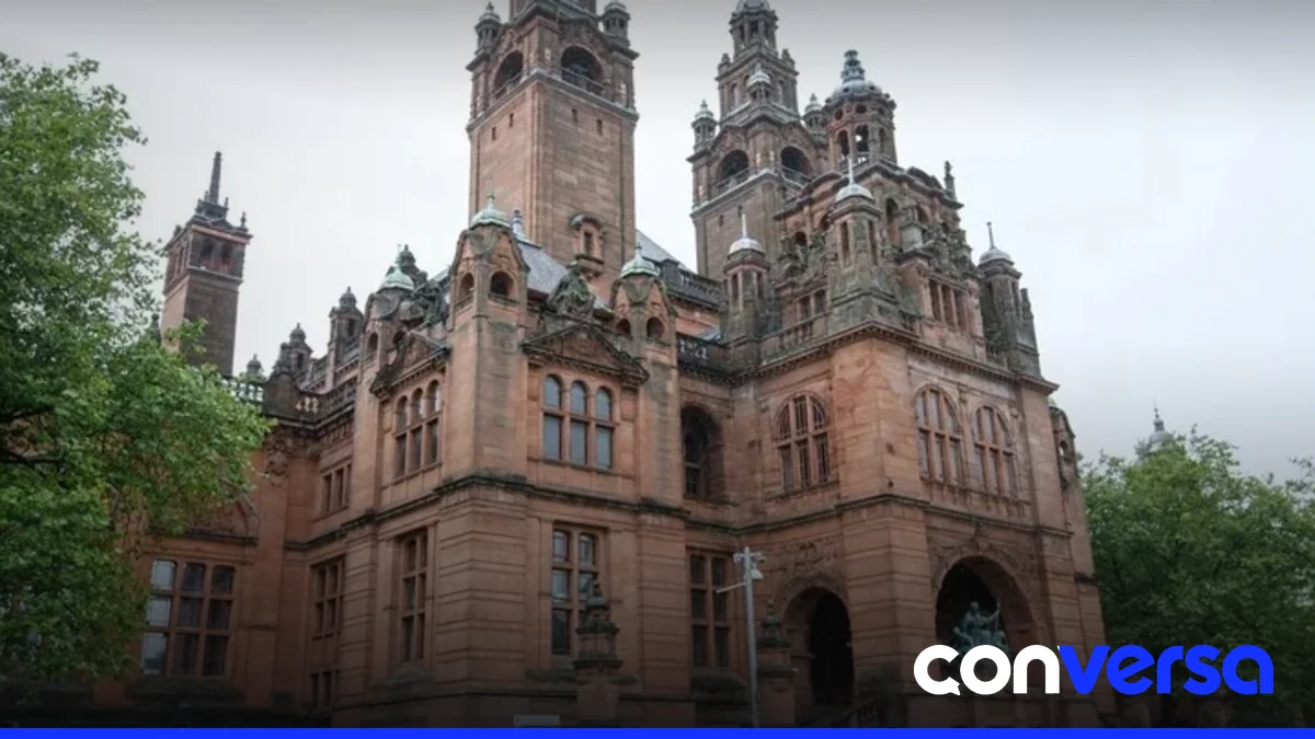 Imagen de la galería Kelvingrove en Glasgow, donde se retiró una momia egipcia.