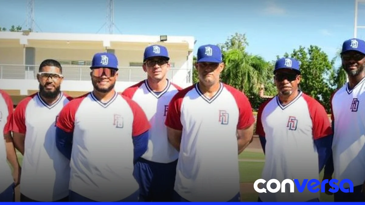 Selección dominicana de béisbol en entrenamiento en el IPL Academy Complex.