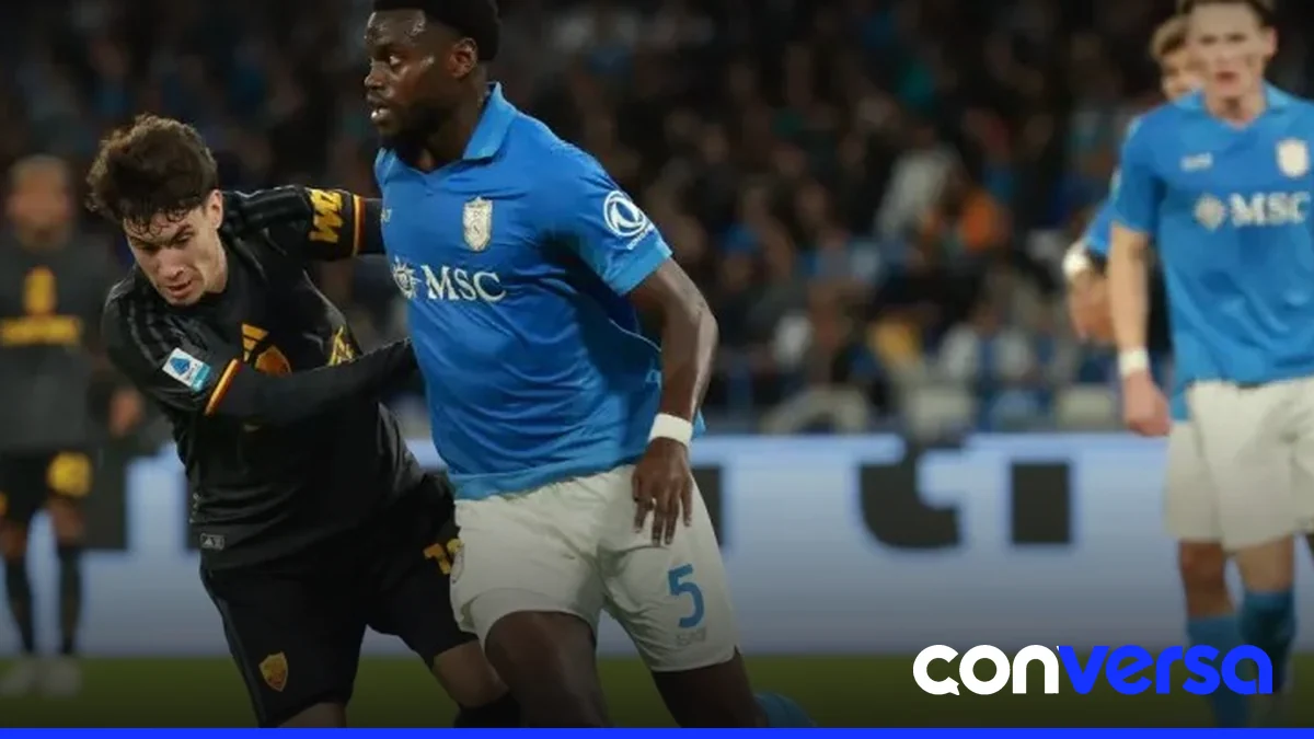 Partido entre Roma y Napoli en el Estadio San Paolo.