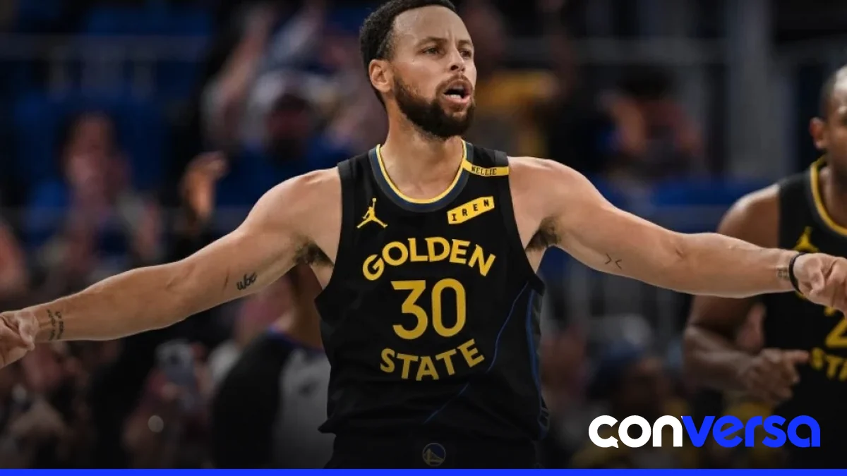 Stephen Curry de Golden State Warriors durante el partido contra los Lakers.