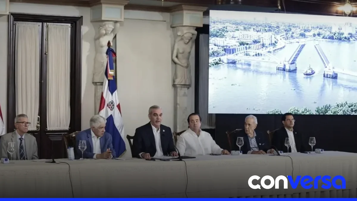 Imagen de una obra vial en Santo Domingo, como parte de las iniciativas financiadas con recursos de la renegociación del contrato de Aerodom.