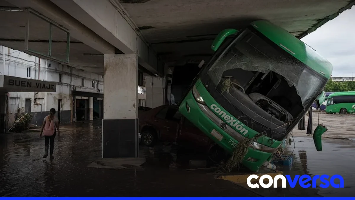 Imagen muestra inundaciones en San José del Cabo tras lluvias torrenciales.
