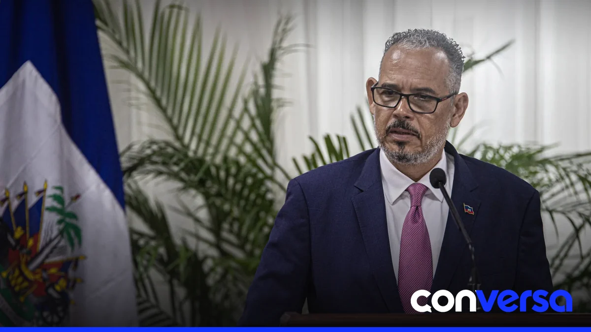 Militares de El Salvador en Puerto Príncipe como parte de la misión de la Fuerza de Supresión de Pandillas (GSF).