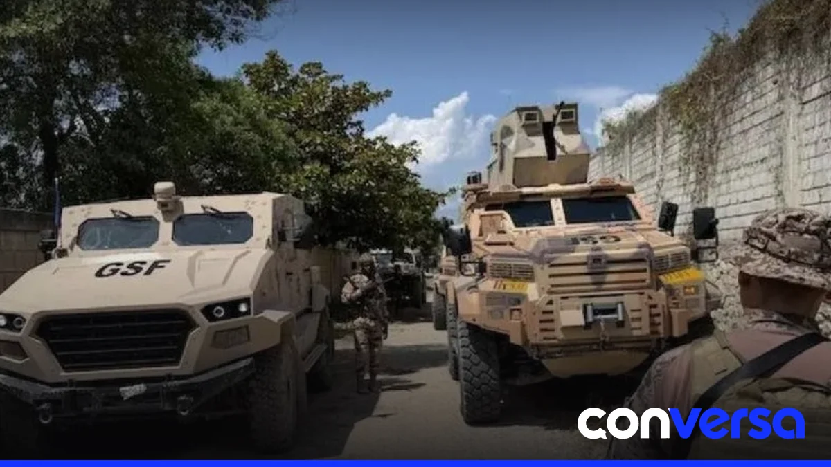 Soldados salvadoreños en operación en Haití.