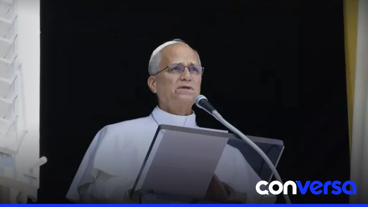 El papa León XIV llega al hospital Gemelli de Roma para una cirugía programada.
