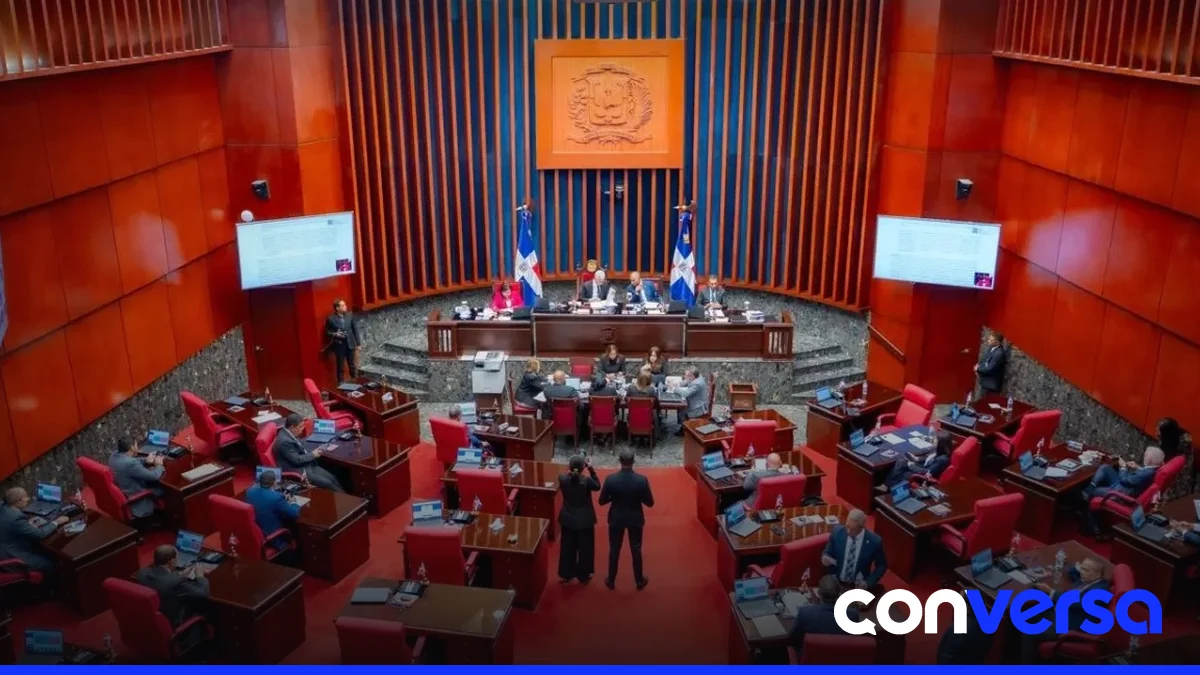 Foto del Senado de la República durante una sesión legislativa.