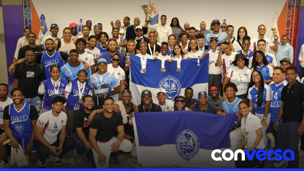 Atletas universitarios participan en los Juegos Deportivos Universitarios 2026.