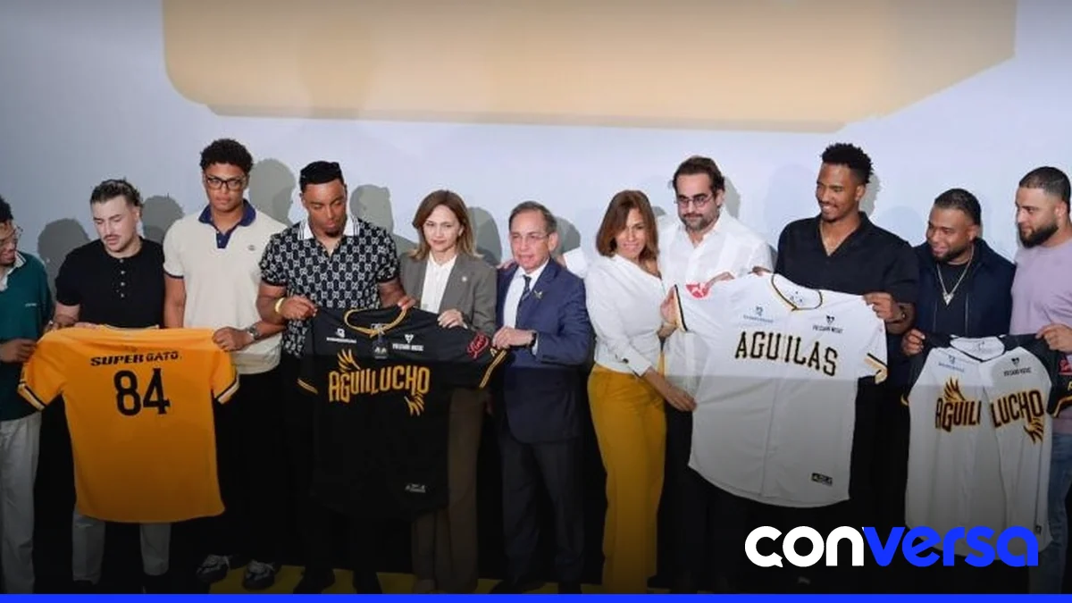 Imagen de la gala de presentación de las Águilas Cibaeñas en Caribbean Cinemas.