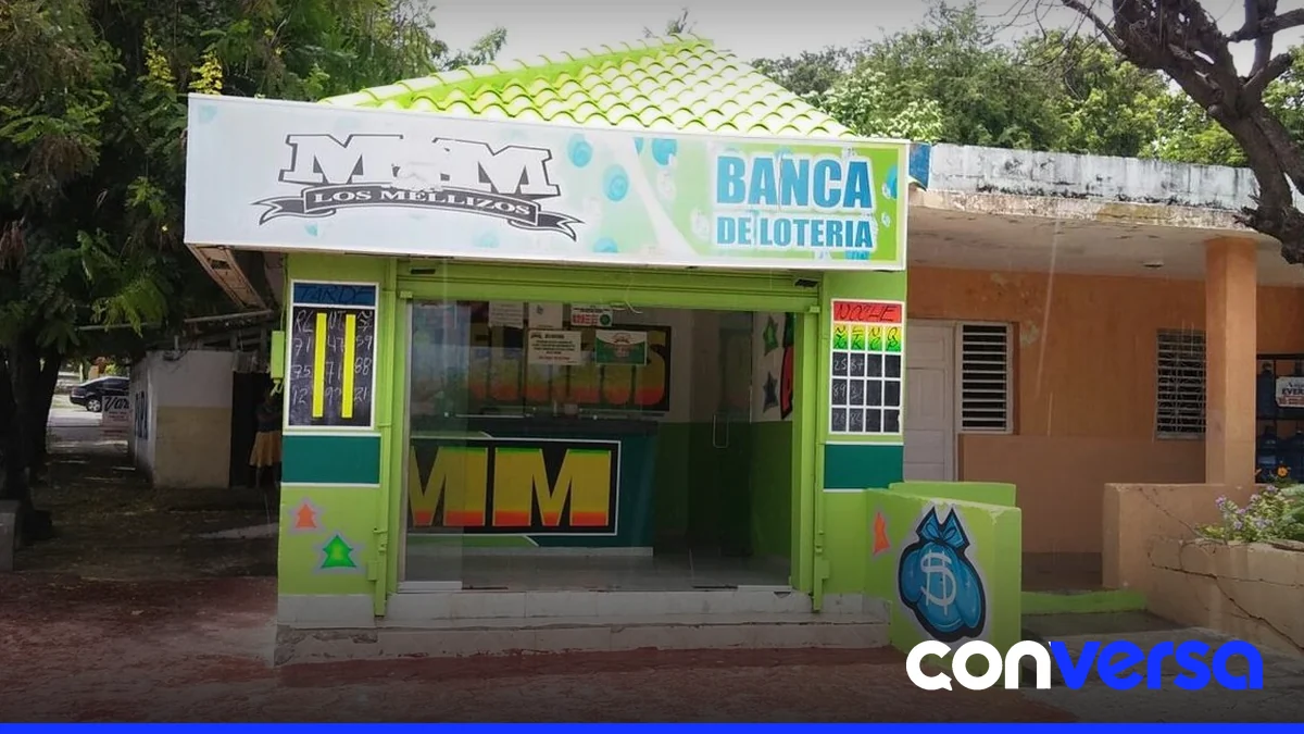 Foto de una banca de lotería en Boca de Mao.