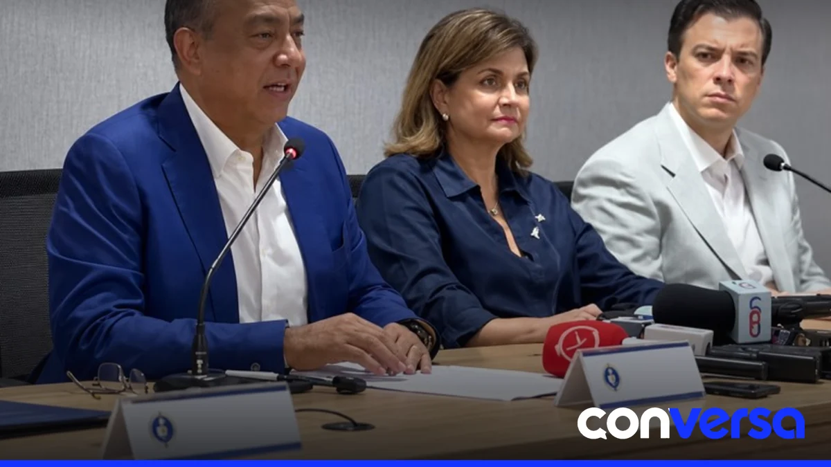 Reunión de la nueva dirección del PRM en su sede.
