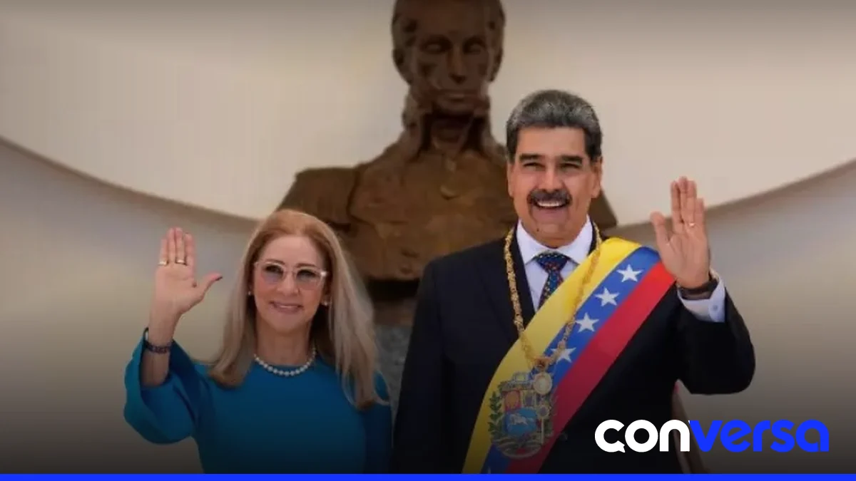 Foto de archivo de Maduro y Cilia Flores en un acto público.