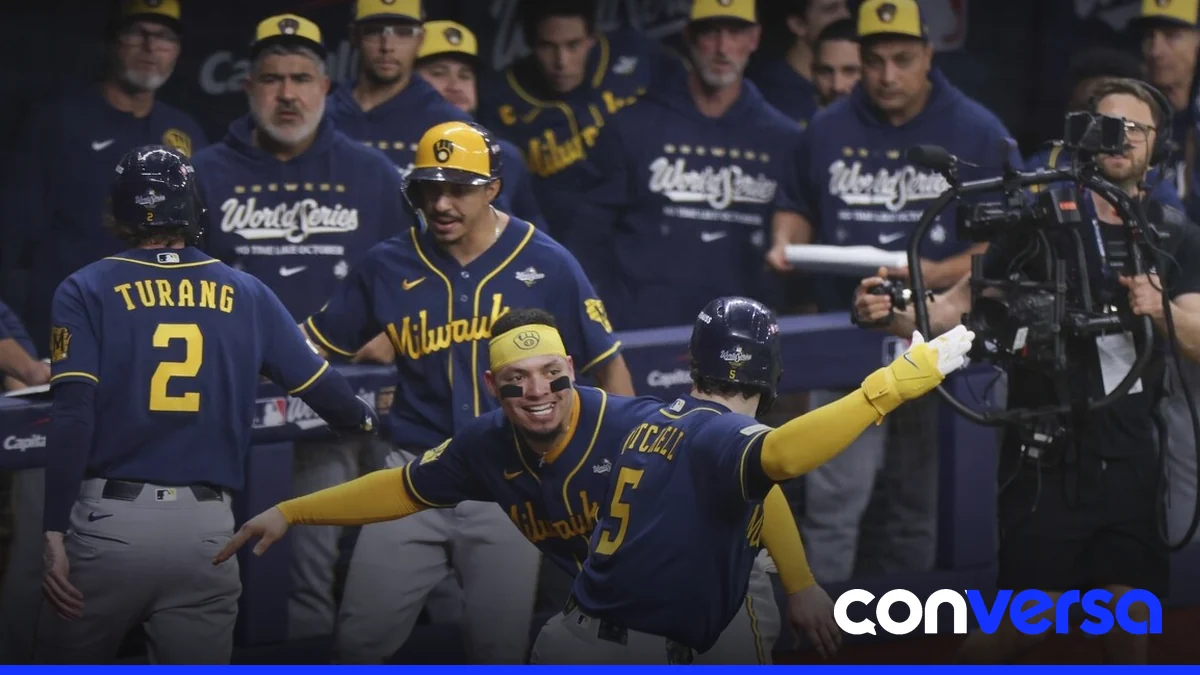 Jugadores de los Cerveceros celebran su victoria en la Serie Mundial.
